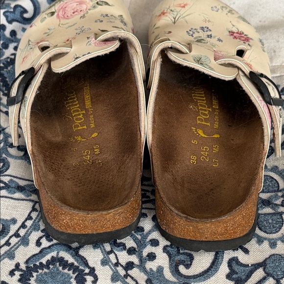 Papillio pink cabbage roses forget me nots Clogs  buckles by Birkenstock size 38 - Picture 17 of 17